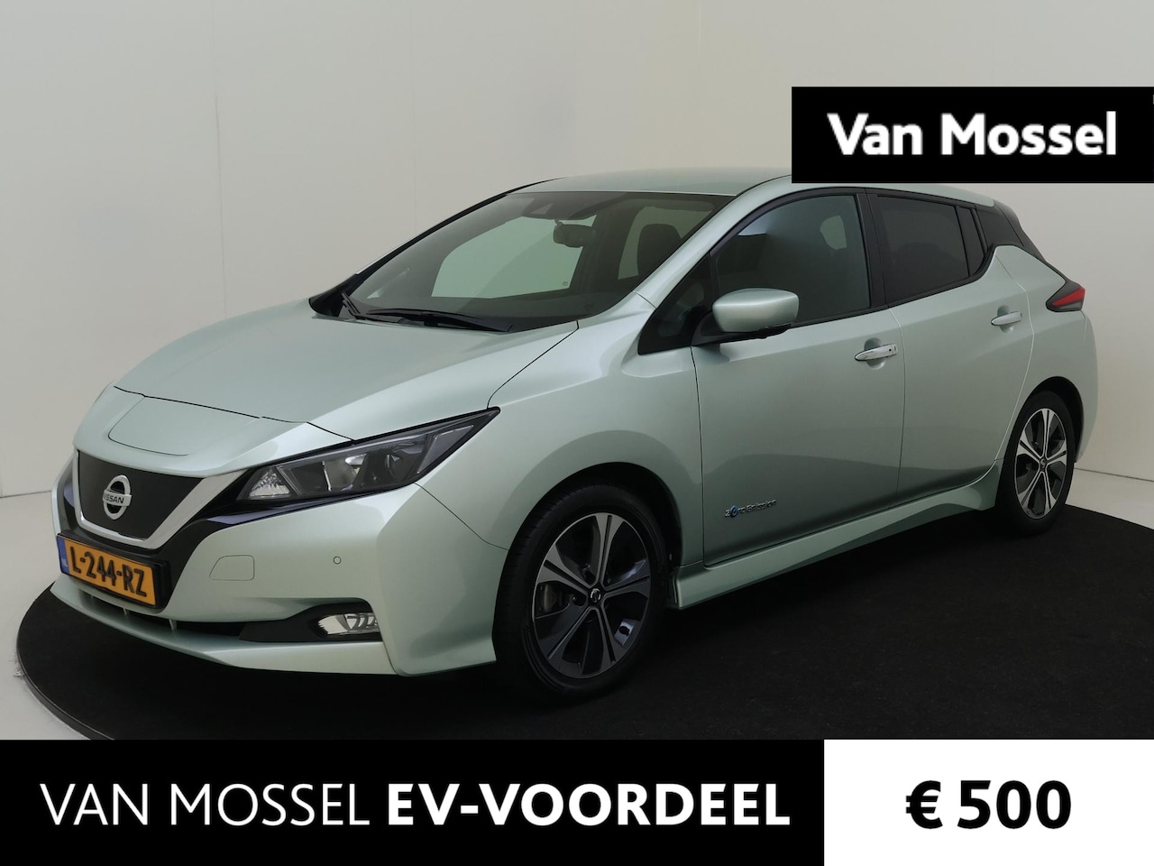 Nissan LEAF - N-Connecta 40 kWh | Trekhaak | Half leder | bluetooth - AutoWereld.nl