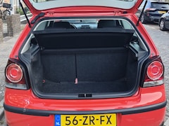 Volkswagen Polo - 1.4-16V Trendline