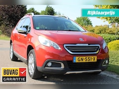 Peugeot 2008 - 1.2 PT 82pk Executive automaat ECC/pano/cruise/navi/trekhaak