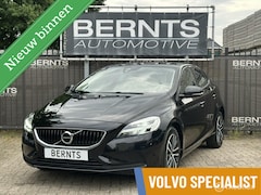 Volvo V40 - T2|Navigatie|Bluetooth|Parkeersensoren|on Call