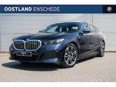BMW i5 - eDrive40 High Executive M Sport / Adaptieve LED / Parking Assistant Plus / Comfort Access
