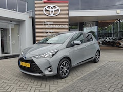 Toyota Yaris - 1.5 HYBRID DESIGN SPORT NAVI 4S-BANDEN 16"LM-VELGEN CRUISE PRIVACY-GLASS DAKSPOILER LED CA