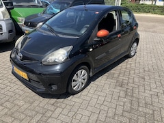 Toyota Aygo - 1.0 VVT-i Comfort Orange Koppeling slecht