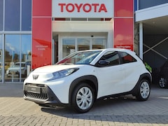 Toyota Aygo X - PLAY AD-CRUISE APPLE/ANDROID CAMERA AIRCO EL-RAMEN DAB+