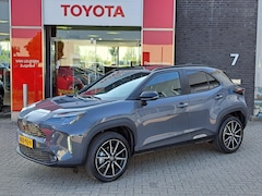 Toyota Yaris Cross - 1.5 HYBRID 130 GR-SPORT STOELVERWARMING LUXE BEKLEDING TWO-TONE PARKEERSENSOREN V+A