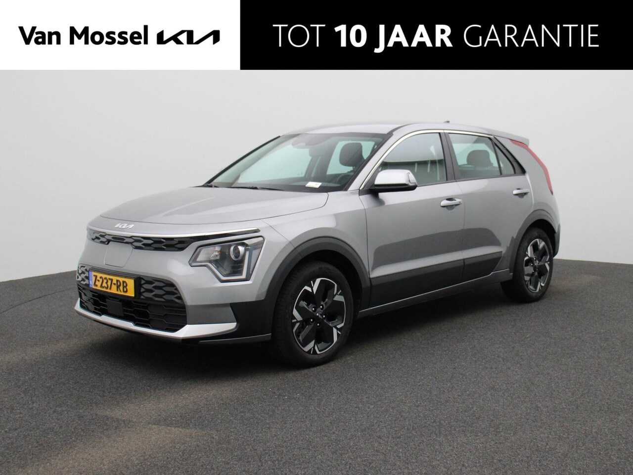 Kia Niro EV - Light Edition 64.8 kWh | Navigatie | 17" LMV | Camera | Parkeer Sensoren | Cruise Control - AutoWereld.nl