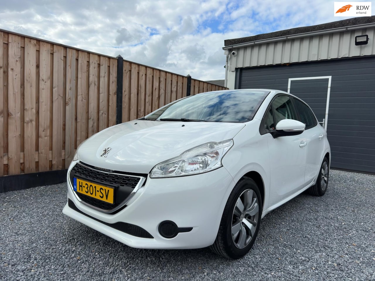 Peugeot 208 - 1.0 VTi Active Cruise | PDC | Bluetooth | APK - AutoWereld.nl