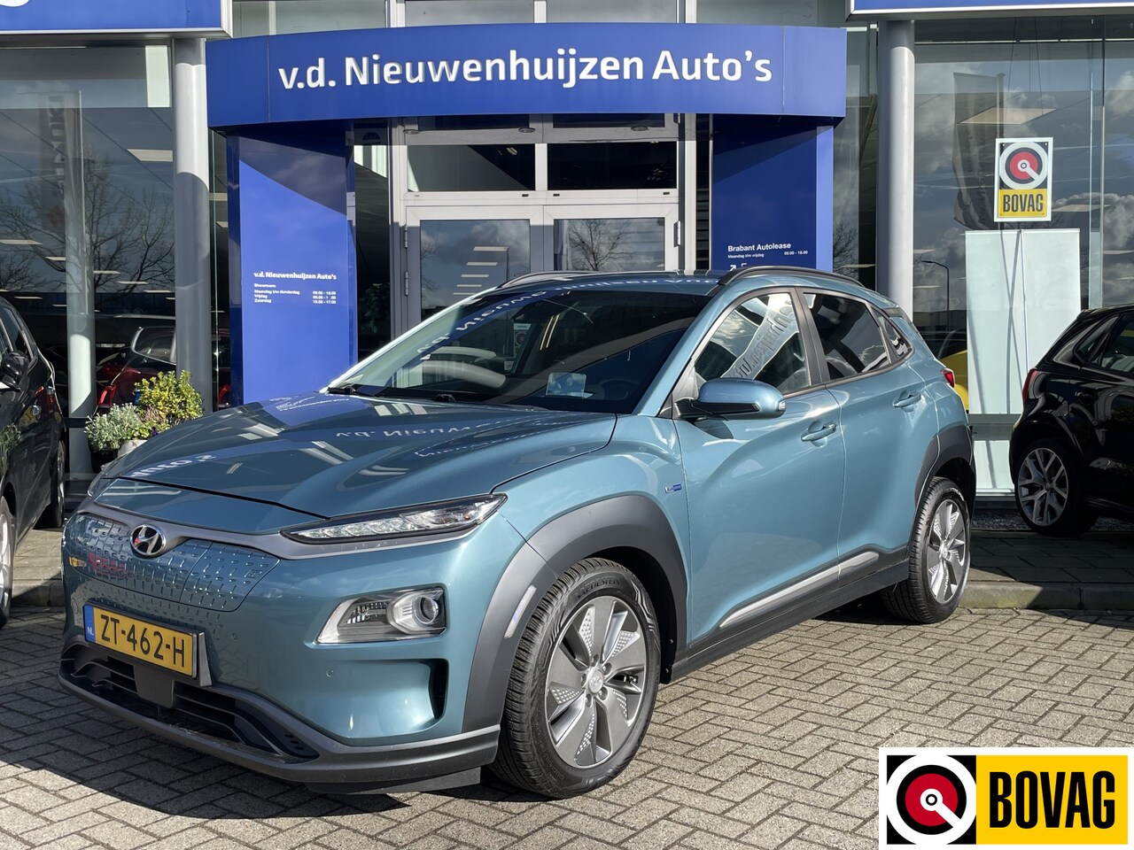 Hyundai Kona Electric - EV Premium 64 kWh  | keyless | cruise control | navi | airco | dodehoek detectie | € 2000, - AutoWereld.nl