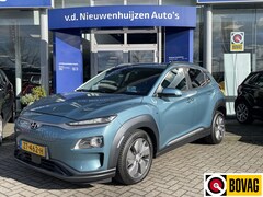 Hyundai Kona Electric - EV Premium 64 kWh | keyless | cruise control | navi | airco | dodehoek detectie | € 2000,