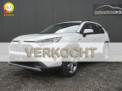 Toyota RAV4 - 2.5 Hybrid Team D Dealeronderh. / Led verlichting / Adaptieve Cruisecontrol / Keyless Entr