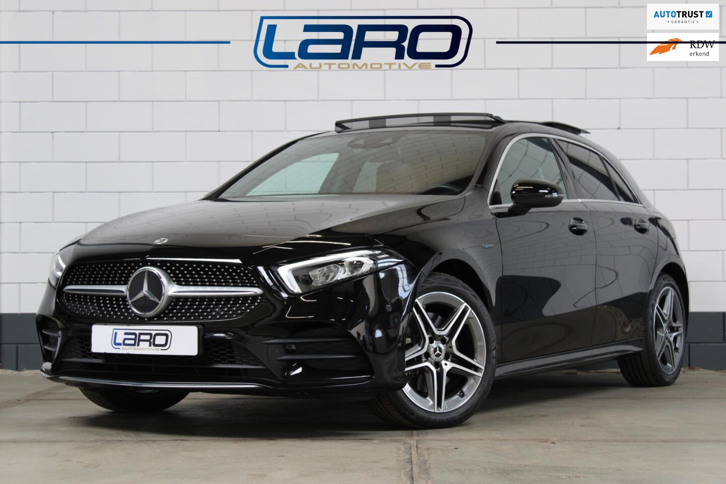 Mercedes-Benz A-klasse - 250 e AMG Line | Pano Wide Cam Sfeer CC CarPlay CC Winter - AutoWereld.nl
