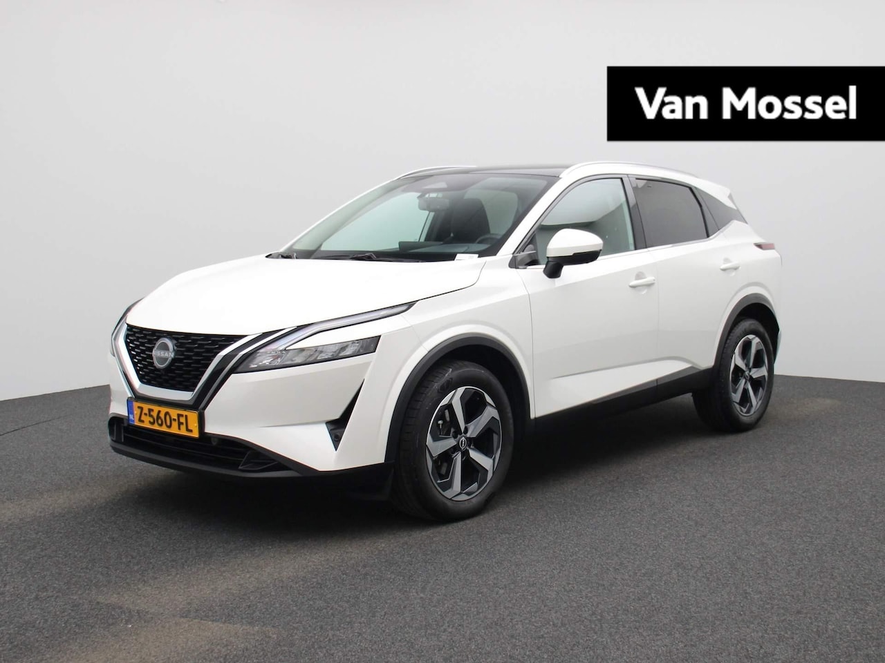 Nissan Qashqai - 1.3 MHEV Xtronic N-Connecta | Automaat | Panoramadak | 360 graden Camera | Navigatie | App - AutoWereld.nl