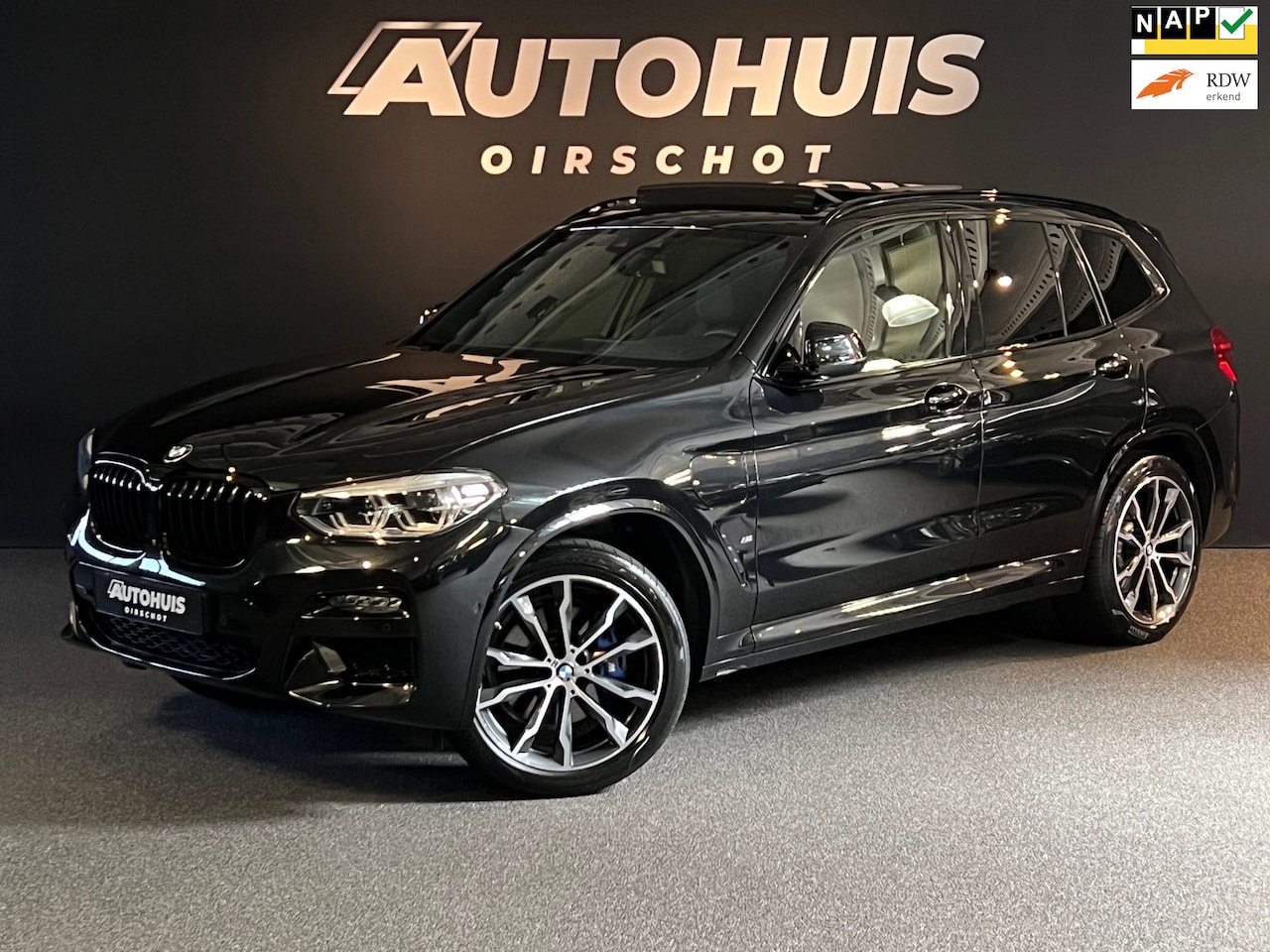 BMW X3 - XDrive30e High Executive Edition M Memory stoelen/ 20"/ 360Camera/ Trekhaak/ Headup/ Perfo - AutoWereld.nl