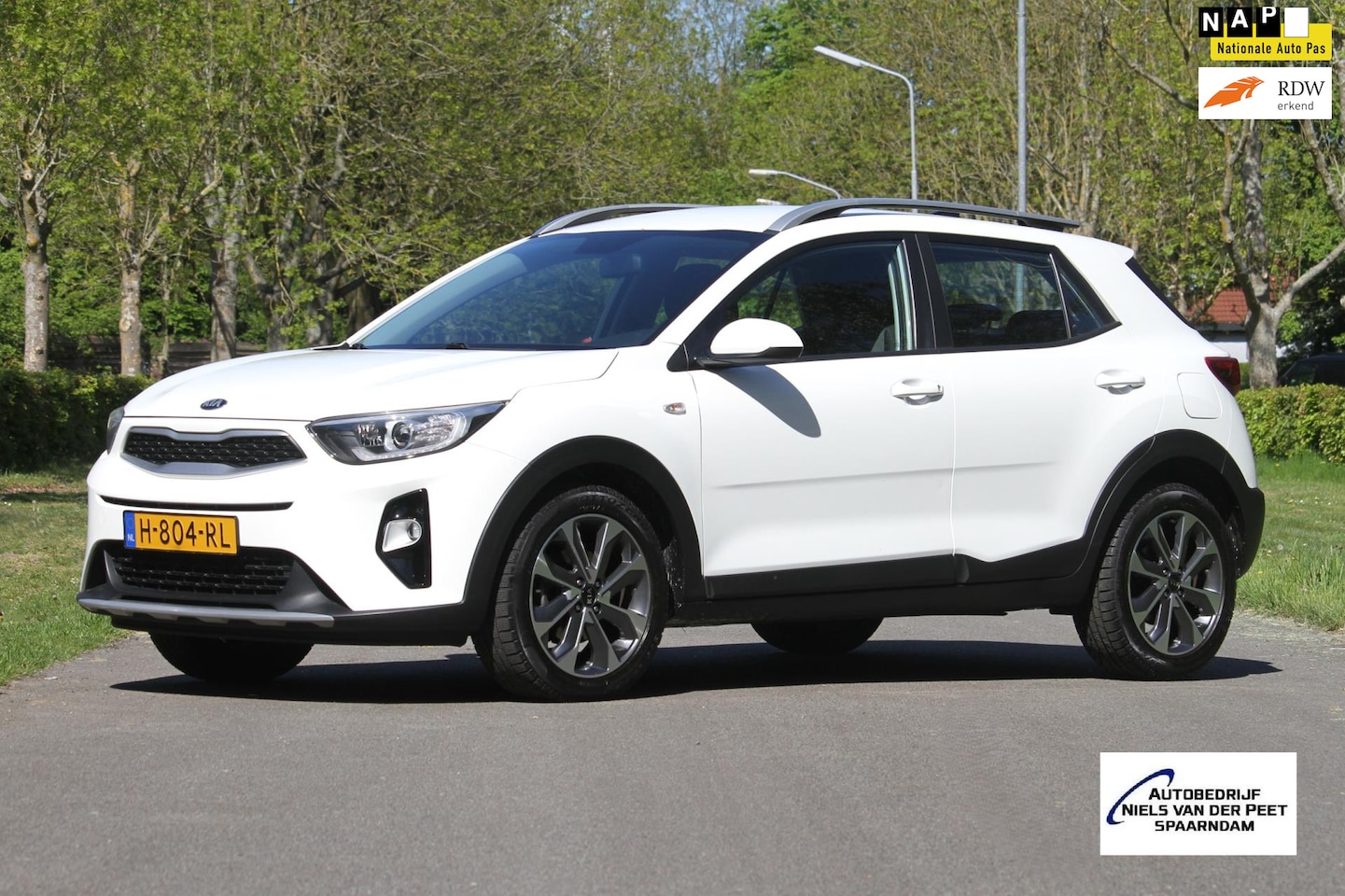 Kia Stonic - 1.0 T-GDi DynamicLine / Van 1e eigenaar / Airco / Navigatie / Achteruitrijcamera / enz. - AutoWereld.nl