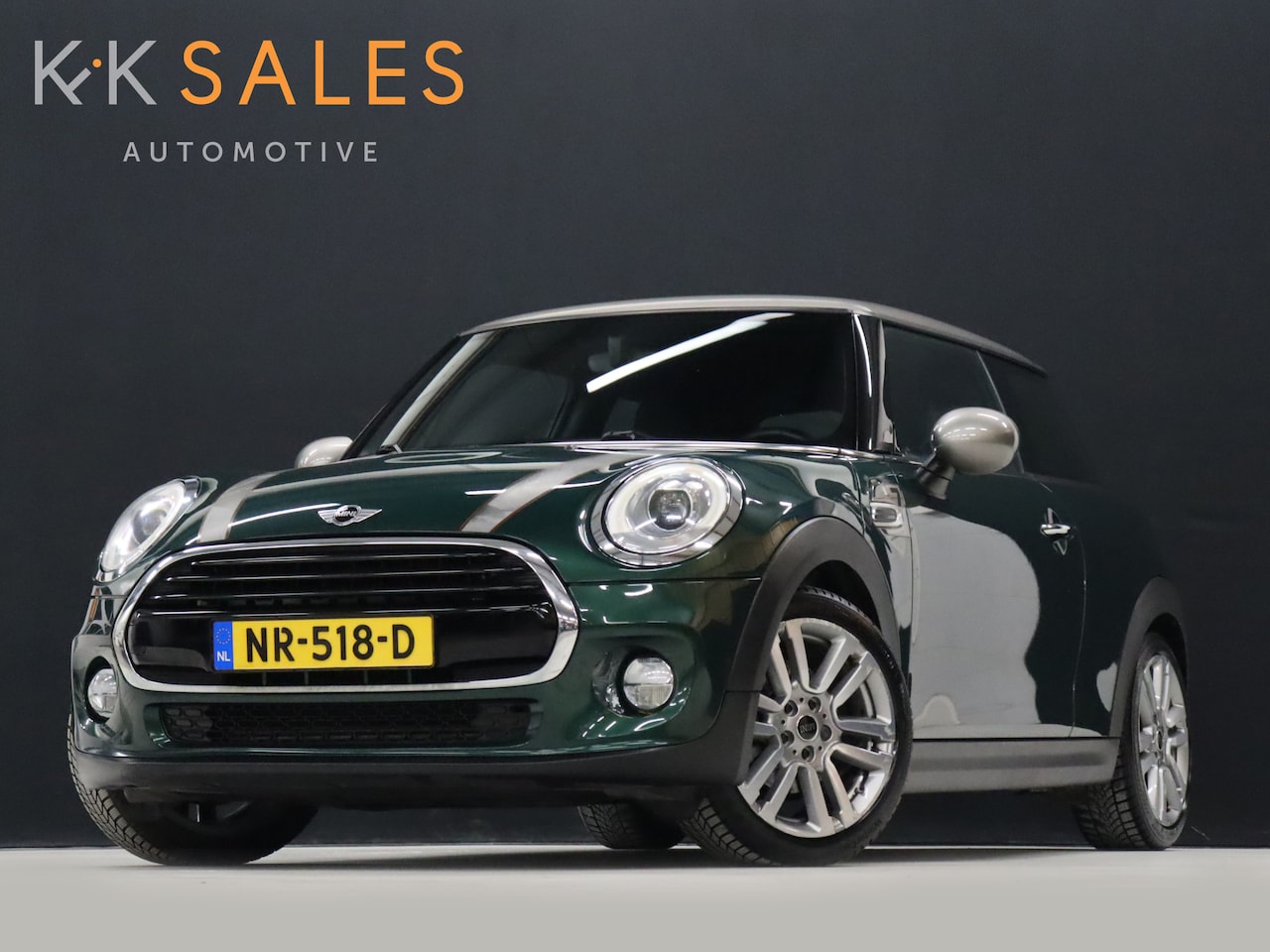MINI Cooper - Mini 1.5 Business Seven [NAVIGATIE, VOL LEDER, SPORTSTOELEN, CRUISE CONTROL, AIRCO, BLUETO - AutoWereld.nl