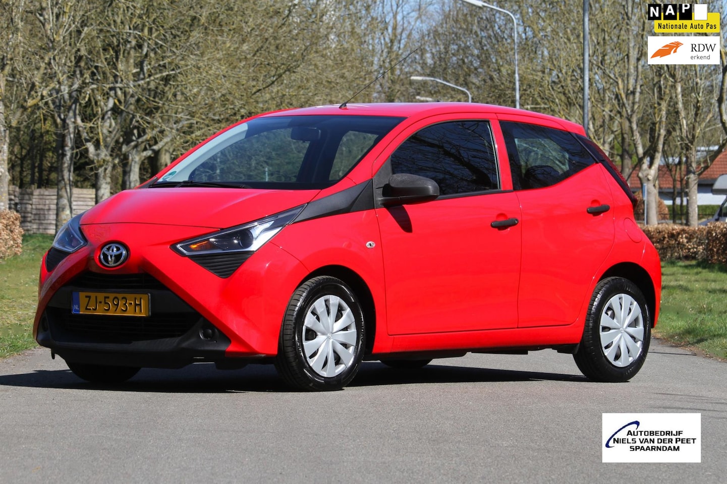 Toyota Aygo - 1.0 VVT-i Fun / 1e eigenaar / Cruise control / Airco / Slechts 54.000 km. / Bluetooth / AP - AutoWereld.nl