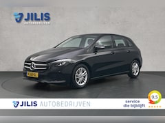 Mercedes-Benz B-klasse - 180 Business Solution Automaat | Half leder | Apple carplay | LED | Camera | Parkeersensor