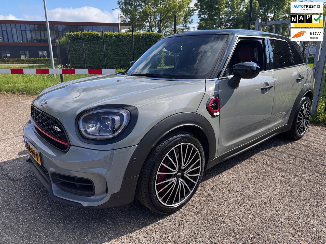 MINI Countryman - 2.0 John Cooper Works ALL4 Chili Dealeronderh+Facelift - AutoWereld.nl