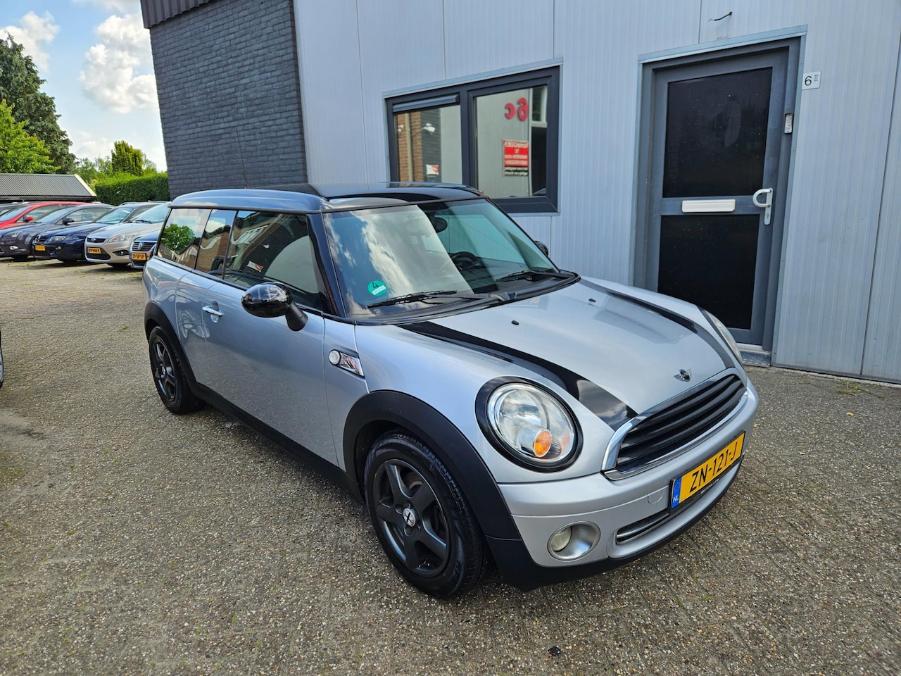 MINI COOPER CLUBMAN