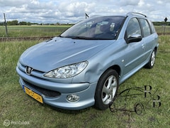 Peugeot 206 SW - 1.6-16V Air-line 3 AUTOMAAT AIRCO NIEUWE APK