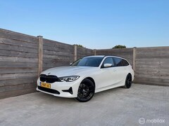 BMW 3-serie Touring - 320i High Executive Led-Camera