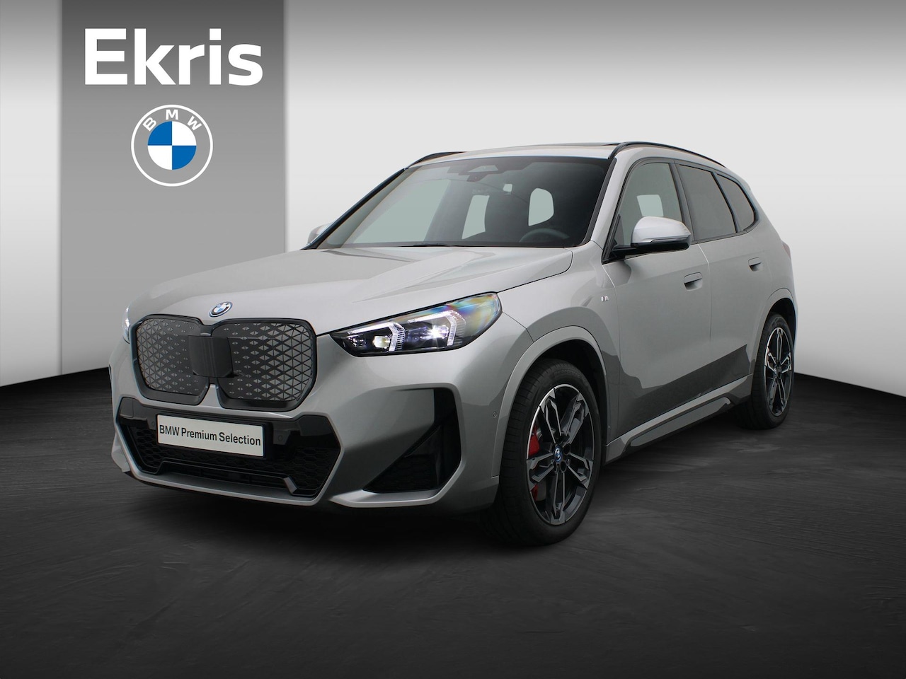 BMW iX1 - eDrive20 67 kWh M Sportpakket Pro | Premium Pack | Comfort Pack | Travel Pack | Stuurwielr - AutoWereld.nl
