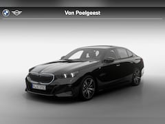 BMW 5-serie - Sedan 530e M Sport Edition | M Sport Pro | Innovation Pack | Travel Pack | Comfort Pack