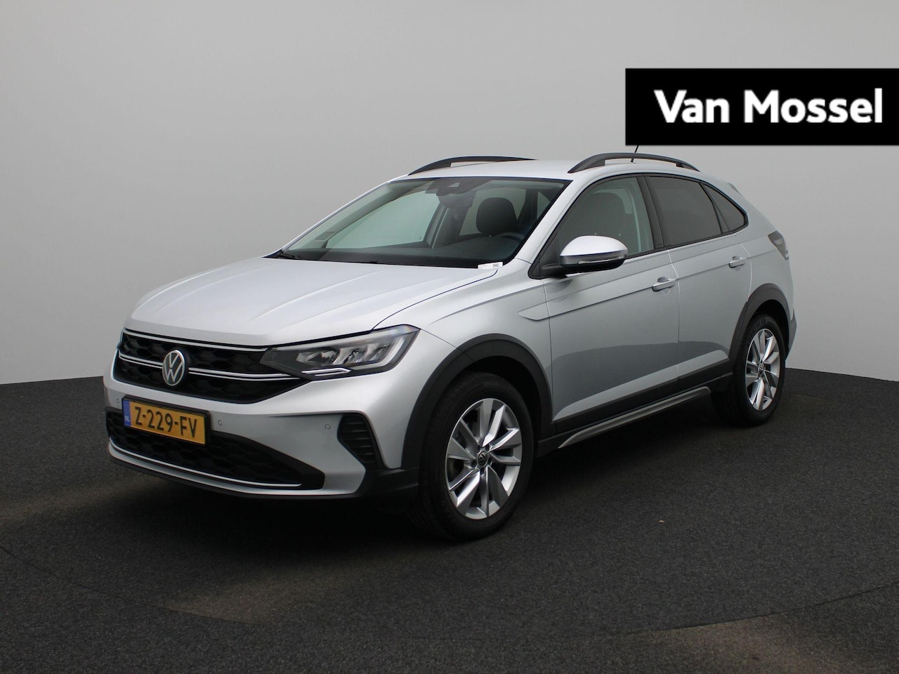 Volkswagen Taigo - 1.0 TSI Life Edition | Parkeersensoren | App Connect | Parkeercamera | Navigatie | Keyless - AutoWereld.nl
