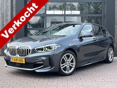 BMW 1-serie - 118i High Executive | M-Sport | Trekhaak | Stoelverwarming | Keyless | Carplay | Camera |