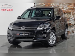 Volkswagen Tiguan - 1.4 TSI Sport&Style I Schuif/kantel dak I Trekhaak I Cruise controle