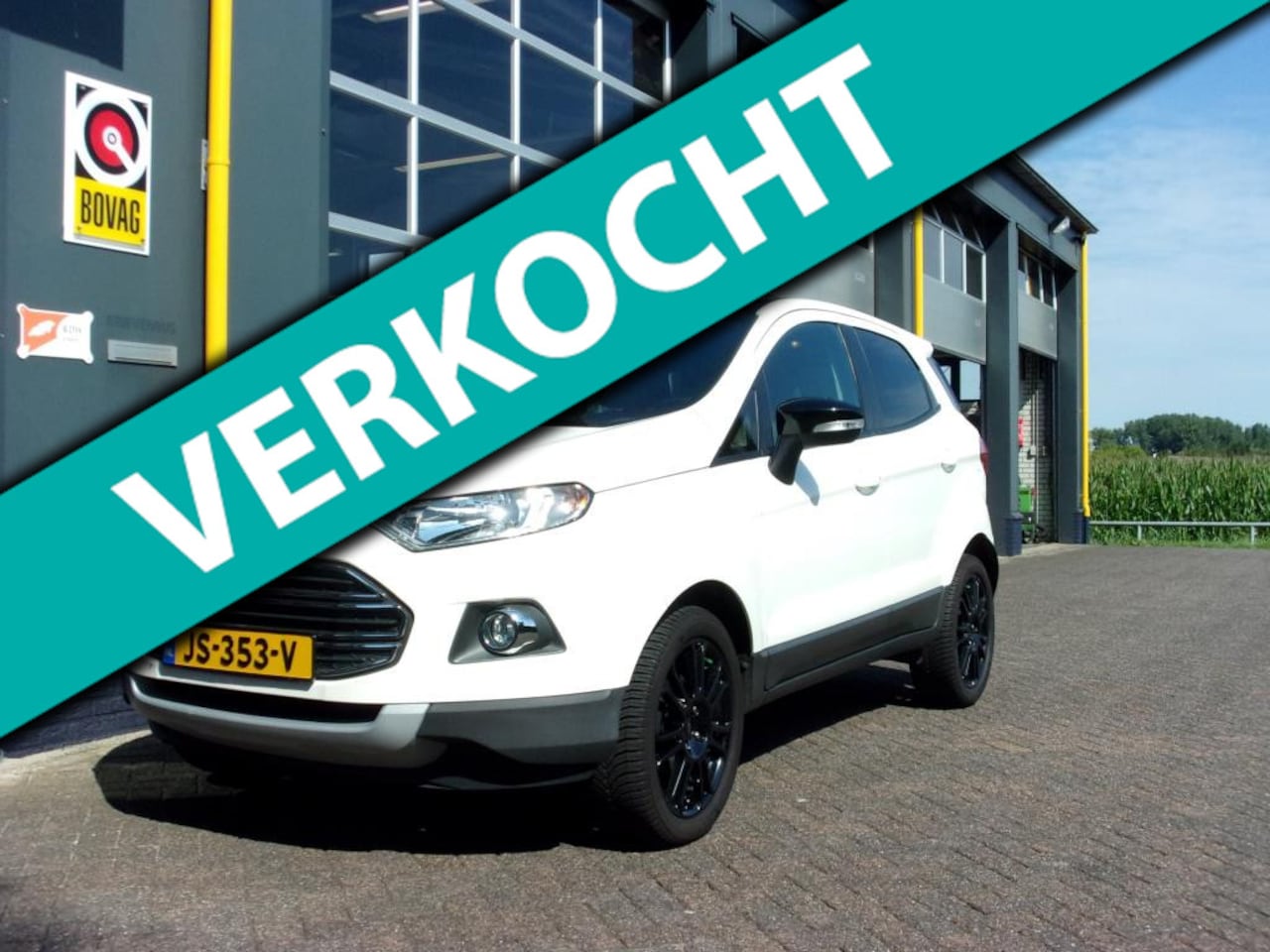 Ford EcoSport - 1.0/125pk Titanium-S NAV TEL PDC ECC CrC LMV 17 INCH ZWART SONY WINTERPAKKET PRIVACY GLASS - AutoWereld.nl