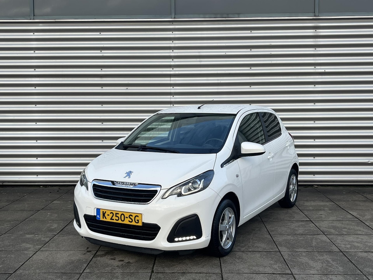 Peugeot 108 - 1.0 e-VTi 72pk 5D Active | Airco | Bluetooth - AutoWereld.nl