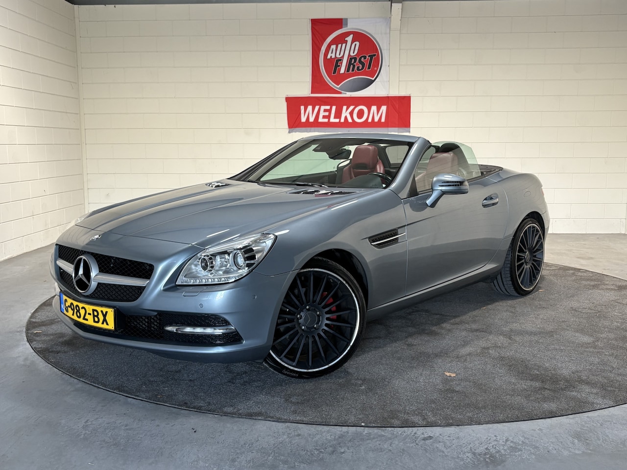 Mercedes-Benz SLK-klasse - 200 Automaat, Leer, Xenon, 19 inch, Climate, Cruise, Windscherm, Nekverwarming, Parkeersen - AutoWereld.nl