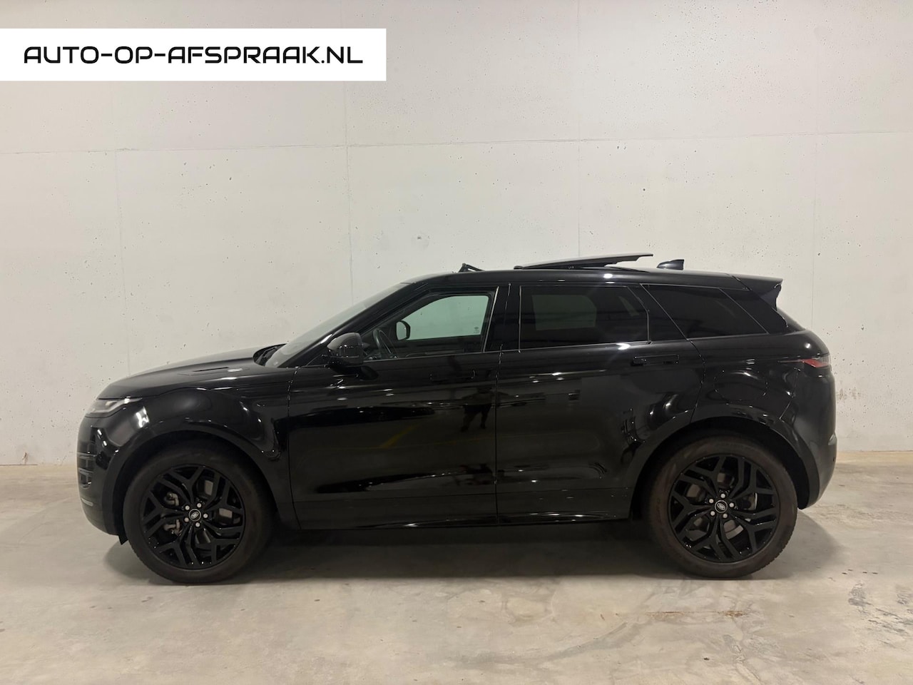 Land Rover Range Rover Evoque - 1.5 P300e AWD R-Dynamic HSE 1.5 P300e AWD R-Dynamic HSE - AutoWereld.nl