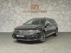 Volkswagen Passat Variant - 1.4 TSI PHEV GTE Business|AUT|PANO|CAM|KEYLGO|VIRTUAL|IQ.LIGHT|TREKHK|MASSGE|STOELVERW|&ME