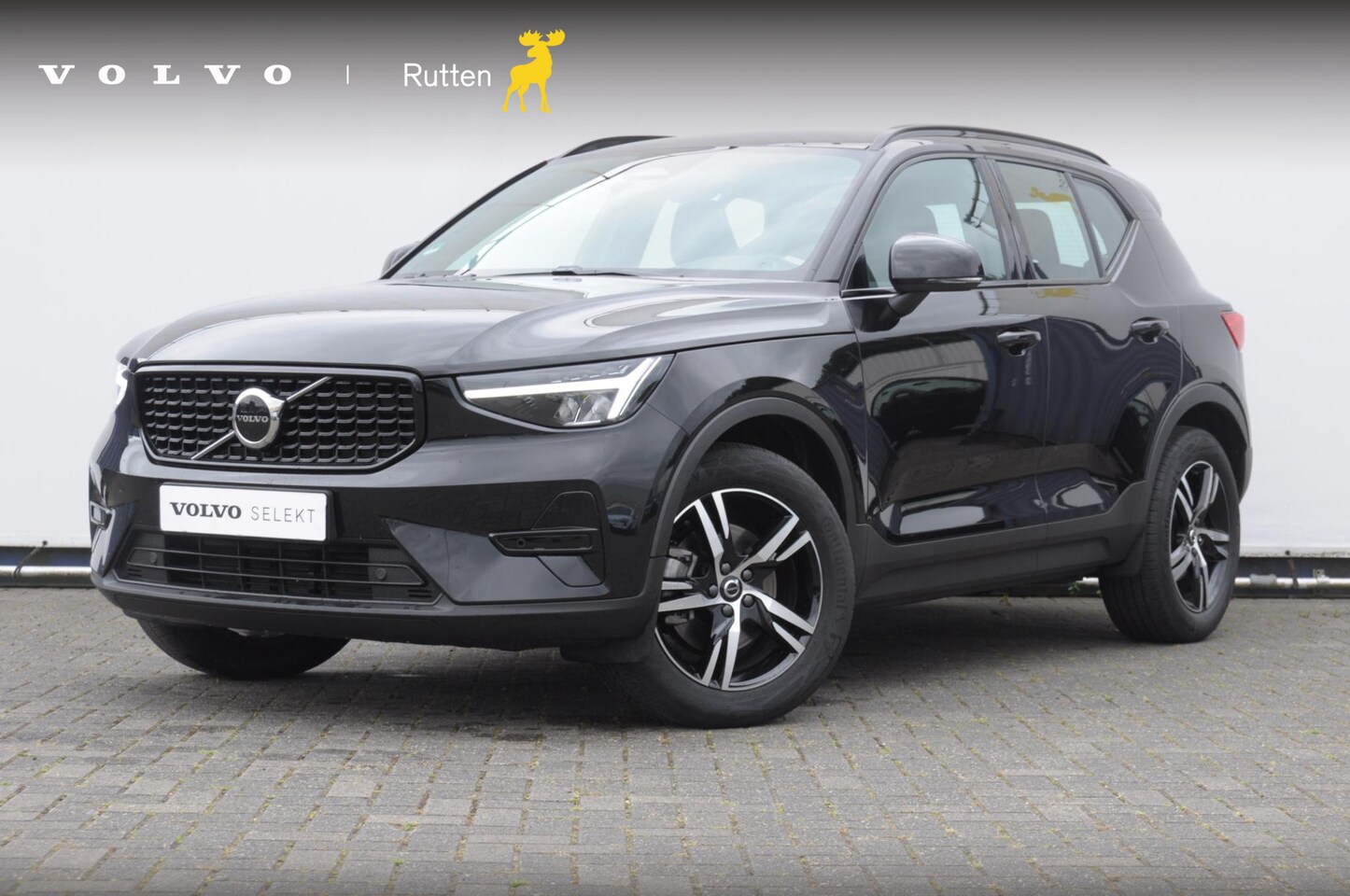 Volvo XC40 - B4 211PK Automaat Plus Dark / Adaptieve cruise control / Keyless entry / Elektrische stoel - AutoWereld.nl