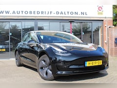 Tesla Model 3 - RDW Plus 60 kWh 1e EIG. / AUTOPILOTE/ LAGE KM / LEER / PANODAK / INCL.BTW / 1e EIG