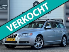 Volvo V70 - 2.0T 203 PK AUT NWE APK TREKHAAK/LEDER/NAVI/CRUISE