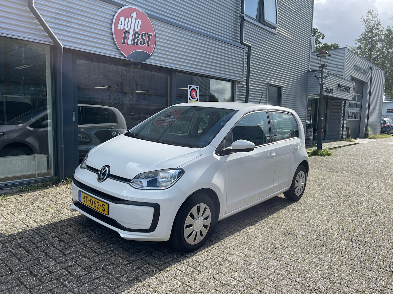 Volkswagen Up! - 1.0 BMT move up! Airco / NL auto / - AutoWereld.nl