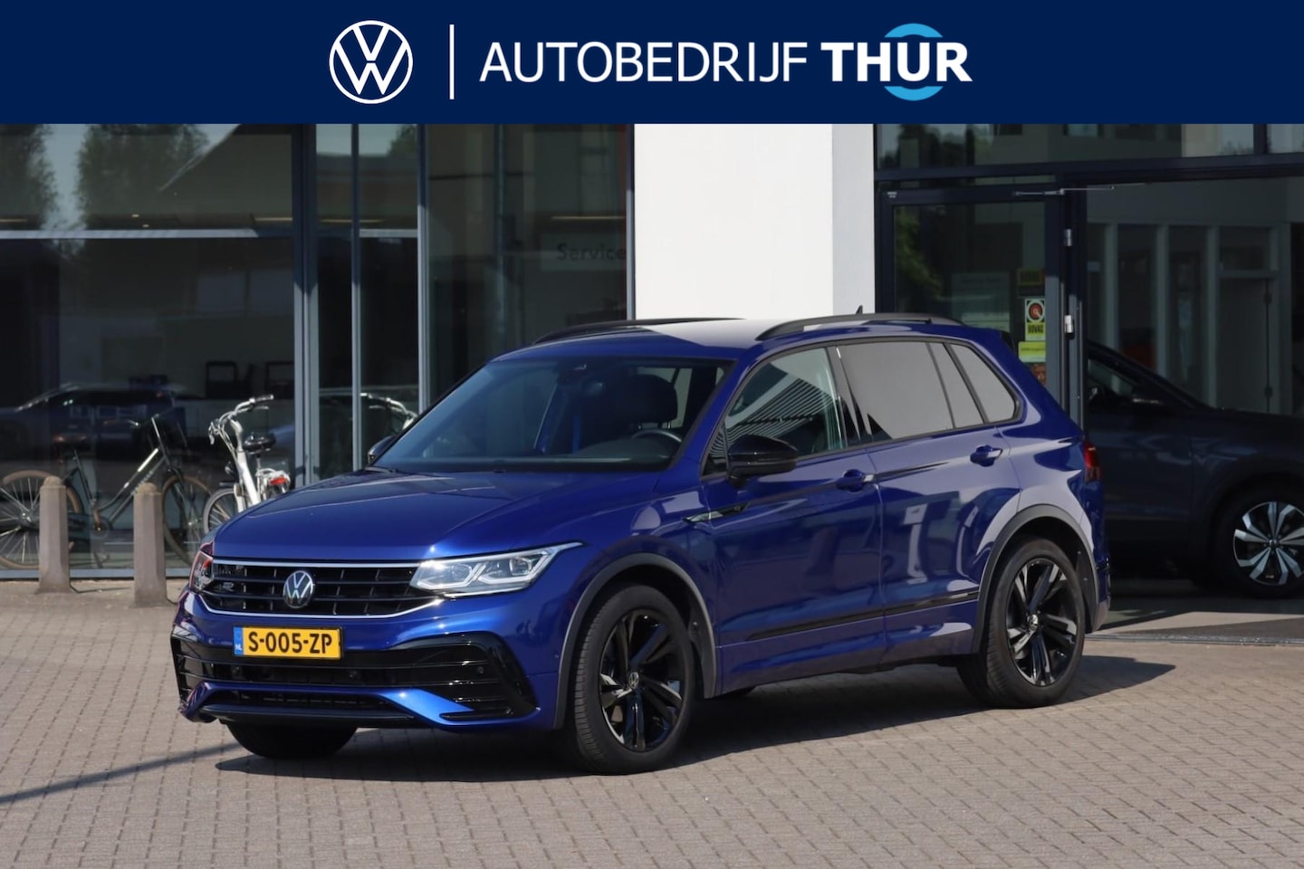 Volkswagen Tiguan - 1.5 TSI R-Line Business 150PK / 110kW DSG, NL auto 1e eigenaar dealeronderhouden, black st - AutoWereld.nl