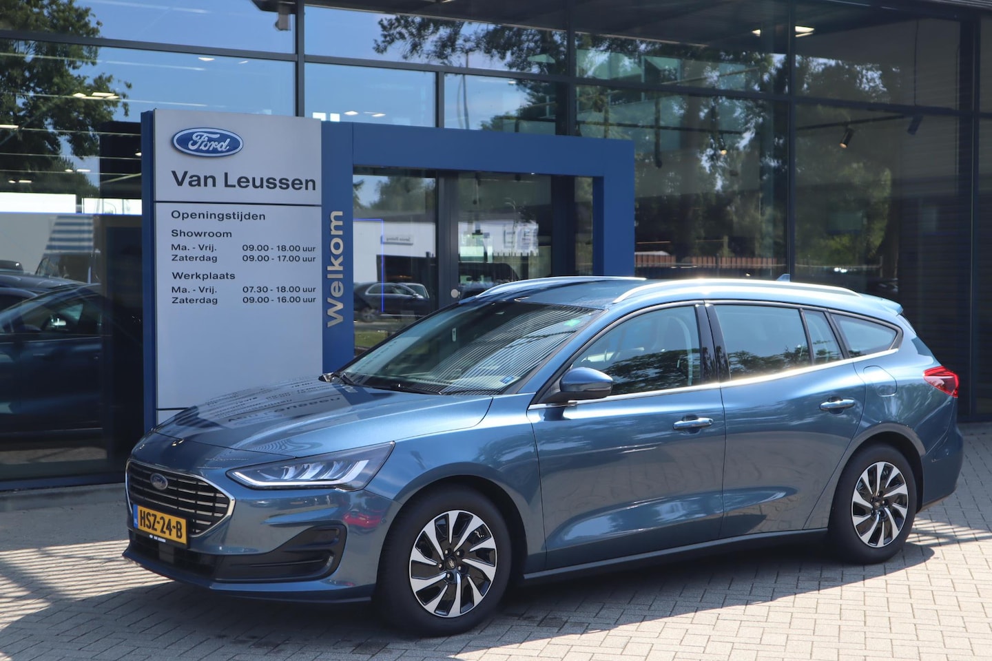 Ford Focus Wagon - 155PK HYBRID TITANIUM AUTOMAAT B&O AUDIO WINTER-PACK APPLE/ANDROID CAMERA P-SENSOREN BLIND - AutoWereld.nl