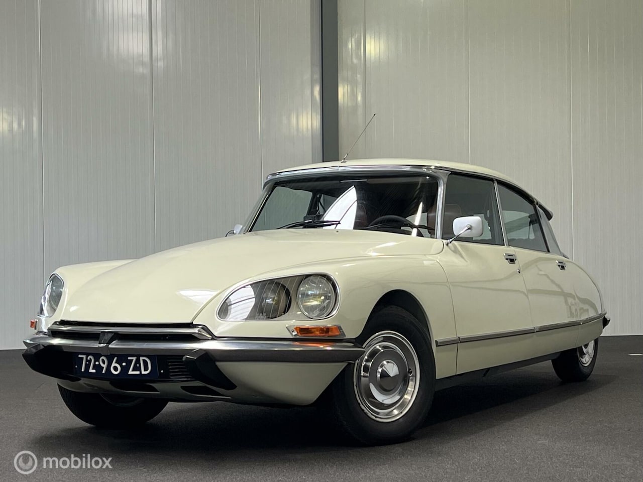 Citroën DS - [ VOLLEDIG GERESTAUREERD origineel NL auto ] - AutoWereld.nl