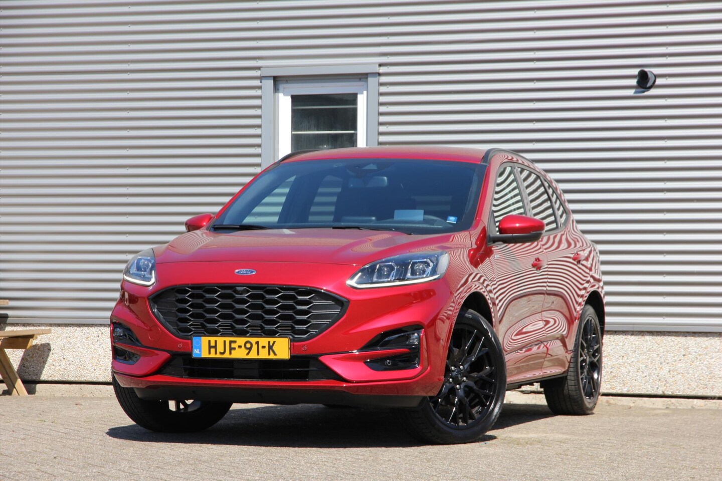 Ford Kuga - 2.5 PHEV e-CVT 225pk ST-Line X - AutoWereld.nl