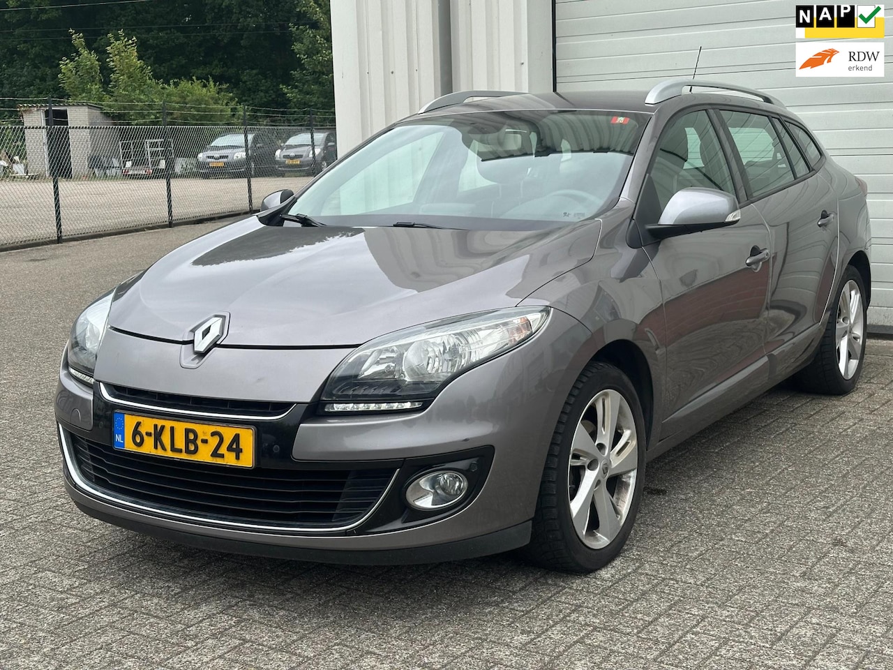 Renault Mégane Estate - 1.5 dCi Sportline, Climate, Cruise, Navi, Led, Trekhaak ! - AutoWereld.nl