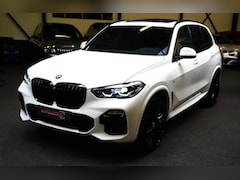BMW X5 - XDrive40i High Executive | HuD | Panorama | Luxe Leder | Camera | LED | Sfeerverlichting |