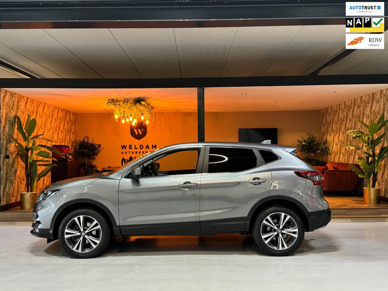 Nissan Qashqai - 1.3 DIG-T N-Connecta Garantie Trekhaak 360 StoelVW Lane Led PDC Cruise Clima Navi Rijklaar - AutoWereld.nl