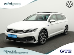 Volkswagen Passat Variant - 1.4 TSI 218 pk DSG PHEV GTE Business | Panoramadak | Trekhaak | Navigatie Discover Pro | G