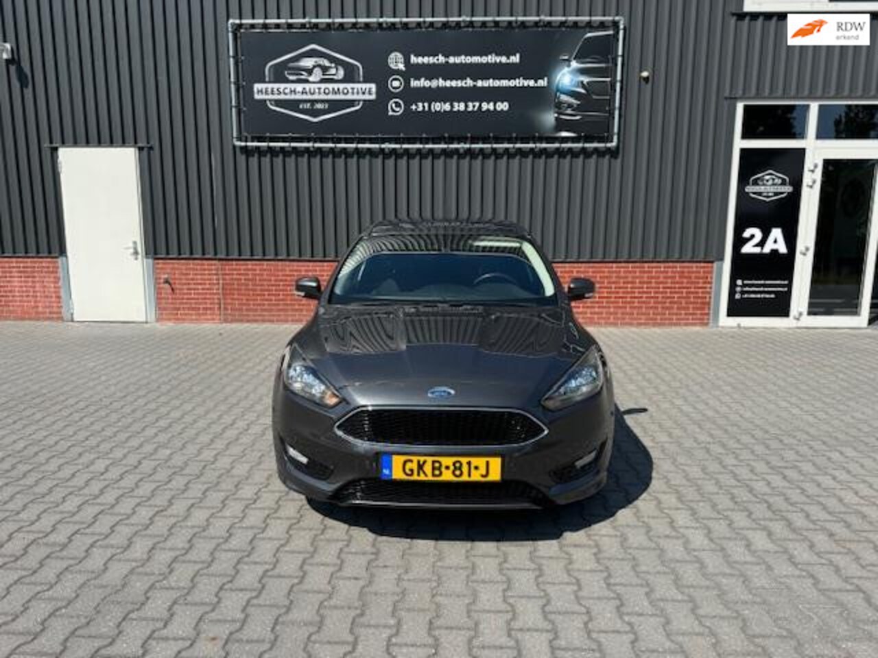 Ford Focus Wagon - 1.5 Titanium Edition ST LINE - AutoWereld.nl
