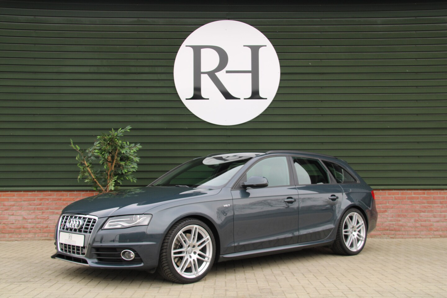 Audi A4 Avant - S4 3.0 V6 TFSI Quattro Automaat - Let op: 77dkm - Youngtimer! - AutoWereld.nl
