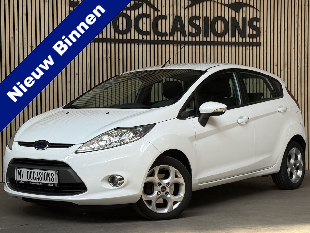 Ford Fiesta - 1.25 Titanium AIRCO/ELEKR/CENTV/STOELVW/15"/APK - AutoWereld.nl